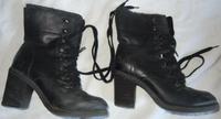 SA KIM KAY Stiefeletten Gr 38 schwarz Stiefel Absatz Schürschuhe Rheinland-Pfalz - Bacharach Vorschau