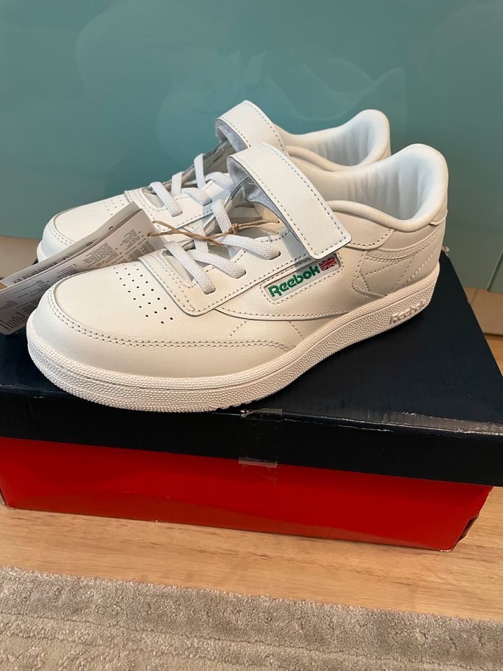 ** Reebok Club C weiße SNEAKER NEU ** Sport Schuhe Kinder weiß in Berlin