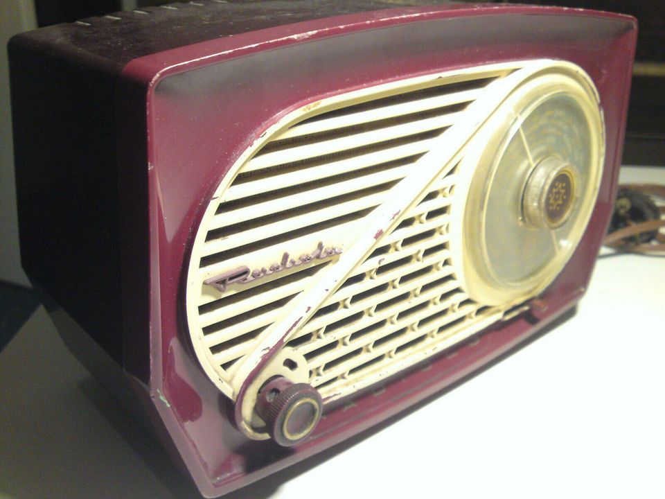 Kleines altes Radio Röhrenradio ~ RADIOLO ~ Frankreich ~ 1954 in Bielefeld