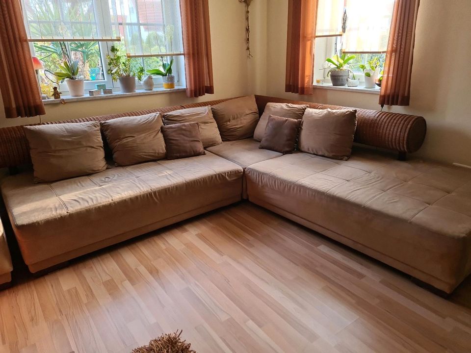 Schöne Rattan-Wohnlandschaft XXL Sofa in Oberndorf am Lech