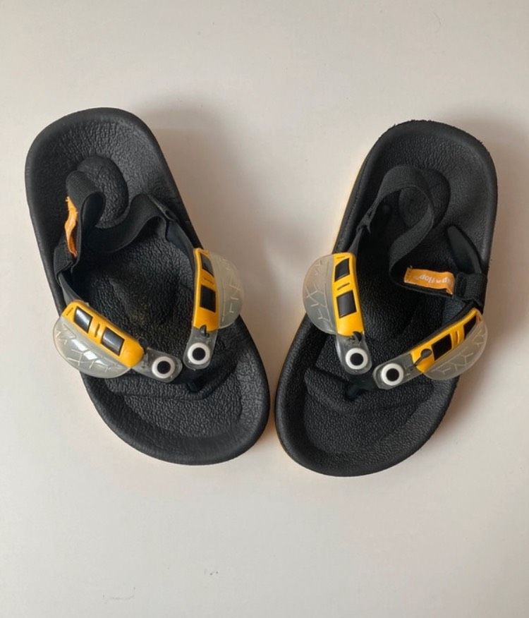 Original Flip Flops Zehentrenner Biene Größe 25/26 wie NEU in Friedrichshafen