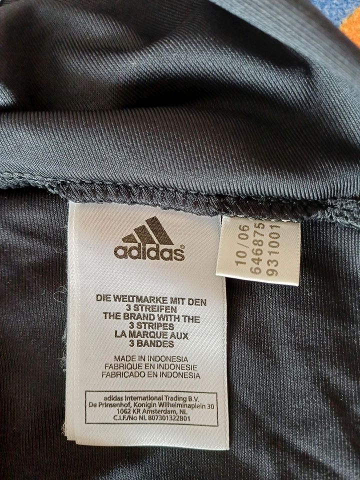 Sportshirt von Adidas  Gr. M / Porto 2 € in Brombachtal