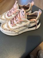 Sneaker weisd , rosa nur 3x getragen Nordrhein-Westfalen - Düren Vorschau