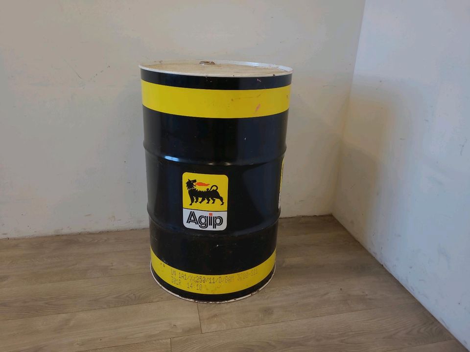 A Metallfass Ölfass leer Bar Stehtisch Agip Tankstelle Werkstatt in Sachsen  - Burgstädt | eBay Kleinanzeigen ist jetzt Kleinanzeigen