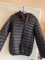 Leichte Puffer-/Winterjacke von H&M   Größe XS Slim Fit Hessen - Vellmar Vorschau