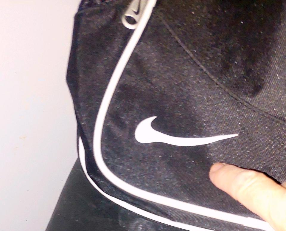 Original große Trainingstasche von Nike in schwarz, gebraucht. in Hannover