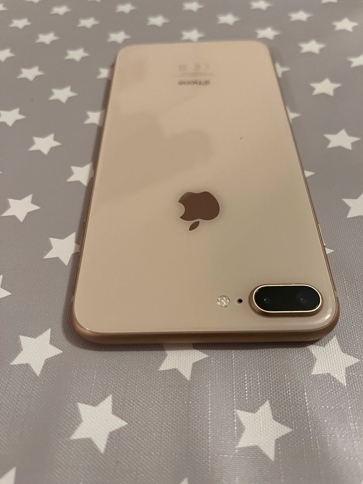 iPhone 8 Plus Roségold 64GB in Trier