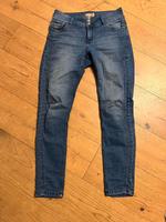 Schöne Jeans Hose von Jonina Slim Gr. 38 Niedersachsen - Schüttorf Vorschau