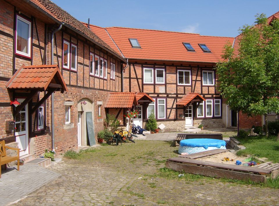 3-Raum-Reihenhaus komplettes 1.OG auf Ex-Bauernhaus in Beendorf