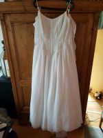 Brautkleid GR 52 50 48 Hochzeitskleid Schleppe Tuch Sommerkleid Nordrhein-Westfalen - Gelsenkirchen Vorschau