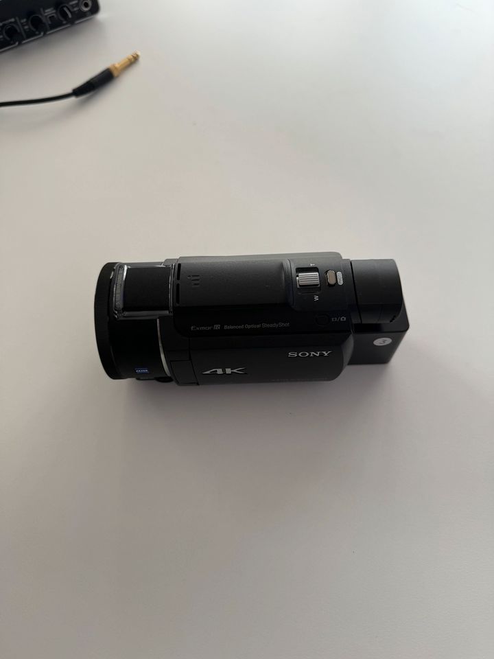 Sony FDR-AX53 Video Kamera in Bremen