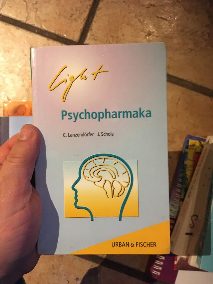 Psychopharmaka  light Buch von C.Lanzendörfer u J.Scholz in Nieheim