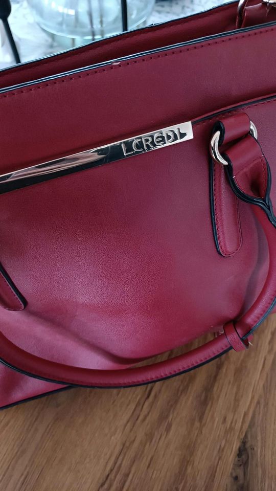 Handtasche L.Credi rot, vegan in Düsseldorf