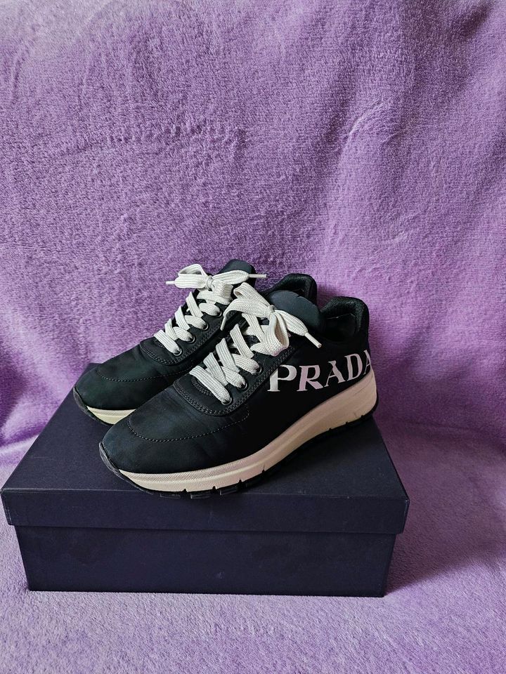 Prada Schuhe 39 Gr. in Münchsmünster