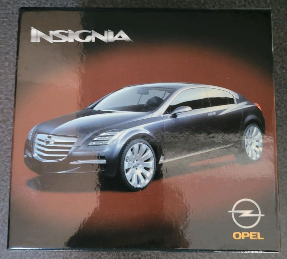 NOREV Opel Insignia Limousine Sondermodell  1:43 , OVP in Frei-Laubersheim