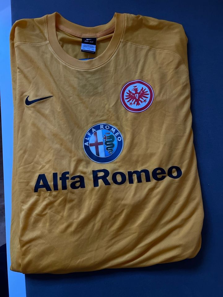 Eintracht Frankfurt Trikot Nike neu XXL in Hösbach