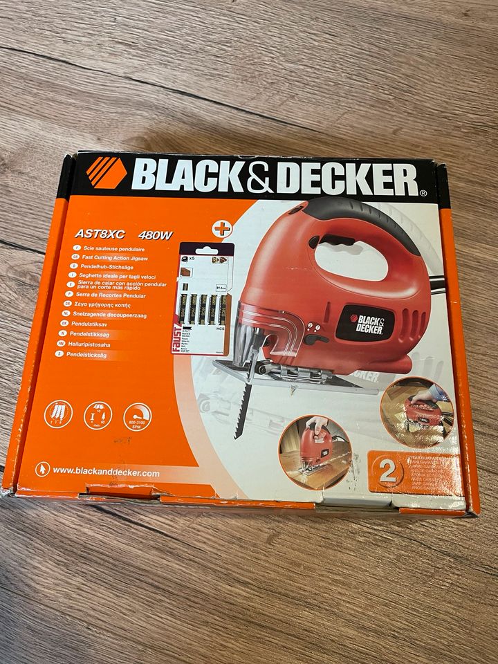 Black & Decker Pendelhub Stichsäge AST8XC 480W in Niederkassel