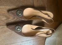 Spitze Trachen-Slingbacks von Unützer Altstadt-Lehel - München/Lehel Vorschau