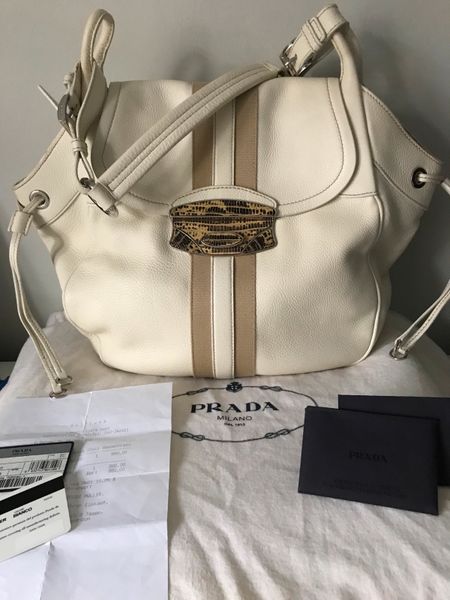 Original PRADA Leder Tasche Creme/weiß mit Rechnung, in Wandsbek - Hamburg  Bramfeld | eBay Kleinanzeigen ist jetzt Kleinanzeigen