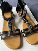 Schwarze Sandalen von Graceland mit Strasssteine in Gr.38 Nordrhein-Westfalen - Neuss Vorschau