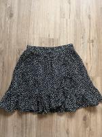 Schwarz-weiß gepunkteter Rock, Vero Moda, Gr. S Düsseldorf - Heerdt Vorschau
