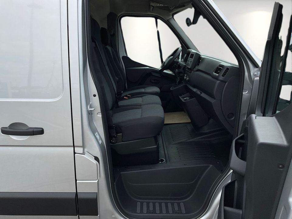 Renault Master Kasten FWD L2H2 3,5t Blue dCi 135 in Bitburg