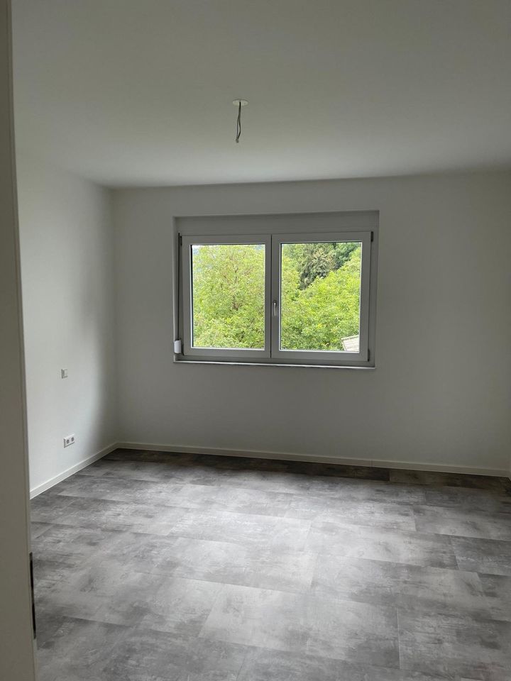 Moderne 3,5 Neubau Wohnung mit wunderschöner Aussicht in Stühlingen