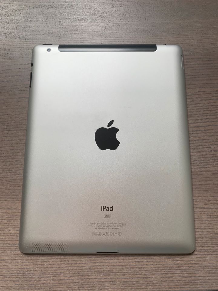 Apple iPad 2nd Gen 64GB WLAN + Cellular, (9,7 Zoll) in Pirna