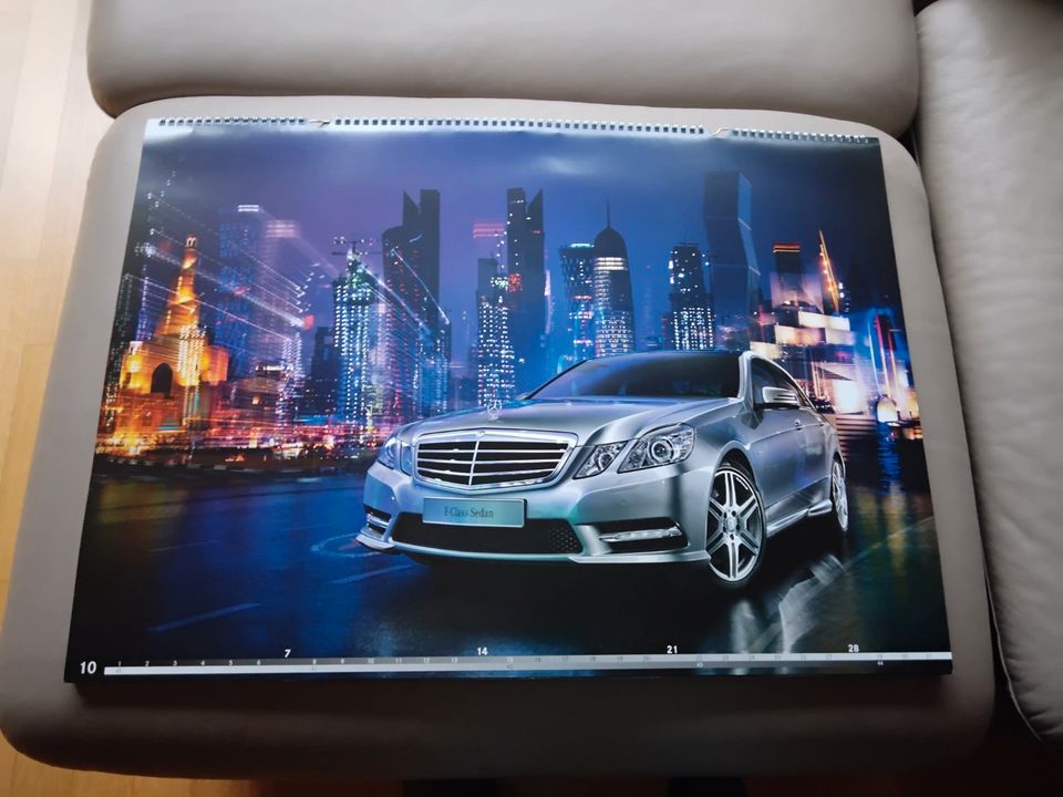 XXL Mercedes-Benz Kalender Passenger Cars 2012 Visionary Cities in Markkleeberg