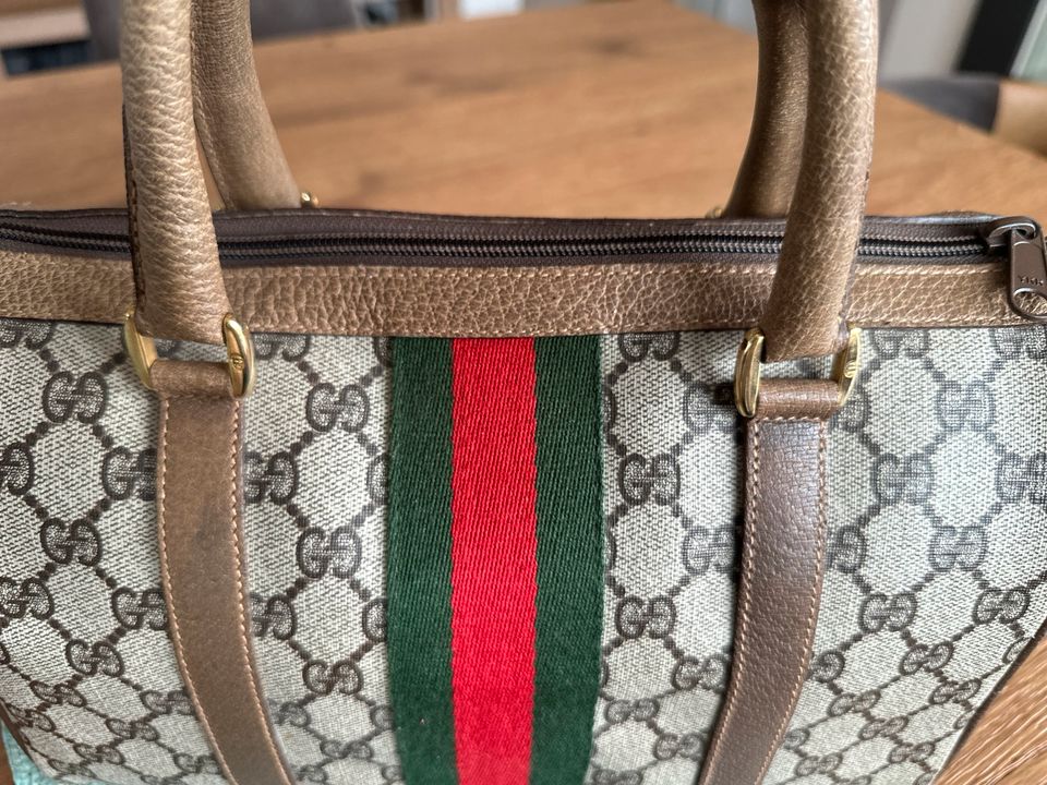 GUCCI Supream BOSTEN BAG in Straubing