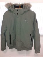 Tommy Hilfiger Winterjacke Gr.164 Niedersachsen - Ebstorf Vorschau