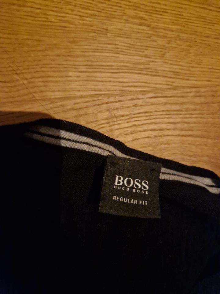 Hugo Boss Pullover schwarz- Größe XXL in Petersberg