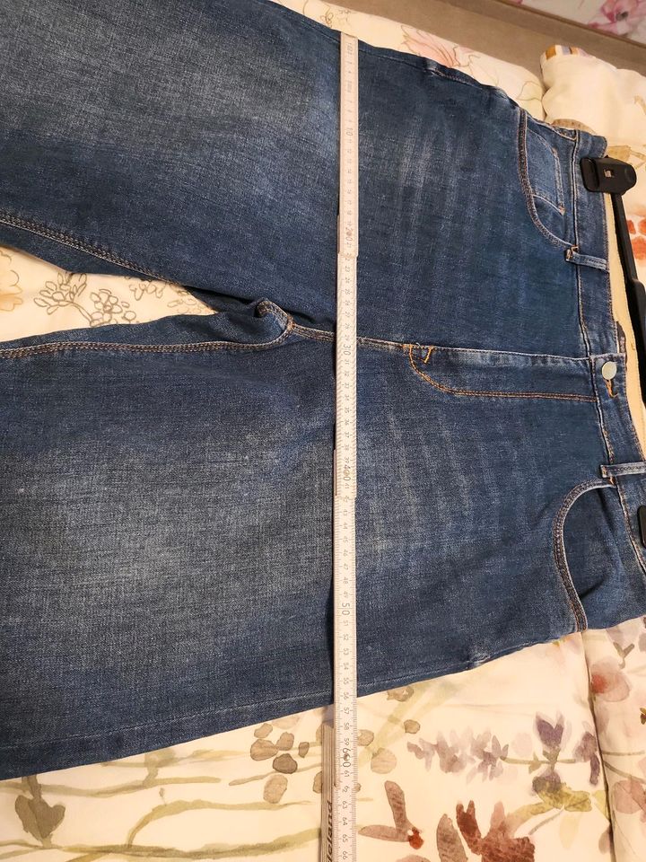 Jeans Hose nie getragen in Östringen