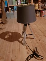 Stehlampe 48cm hoch weiß/grau/schwarz wie NEU Westerwaldkreis - Stahlhofen Vorschau