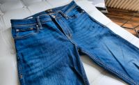 Neuwertig Jack&Jones Jeans Liam dunkelblau W31 L32 Niedersachsen - Hildesheim Vorschau