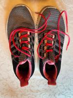 adidas Cloudfoam Ultimate DB0837 Gr. 39 1/3 Hessen - Bad Vilbel Vorschau