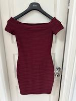 Guess Kleid dress rot Gr.34/36 S Berlin - Spandau Vorschau