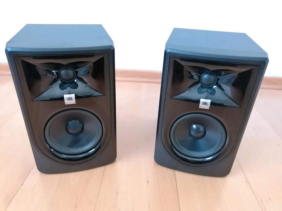 2x JBL 305P MKII Lautsprecher in Mannheim