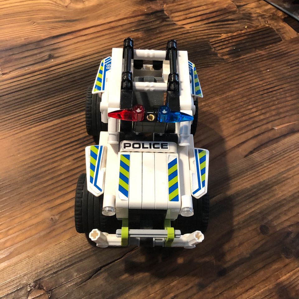 LEGO Technic 42047 Polizei-Interceptor in Duisburg
