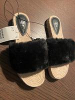 H&M Schlappen Schuhe Gr.39 Fake Fur Schwarz Neu Essen - Essen-Stadtwald Vorschau