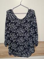 blaue Bluse mit Blüten Bluse Damenbluse 48 Kik Sachsen-Anhalt - Bad Duerrenberg Vorschau
