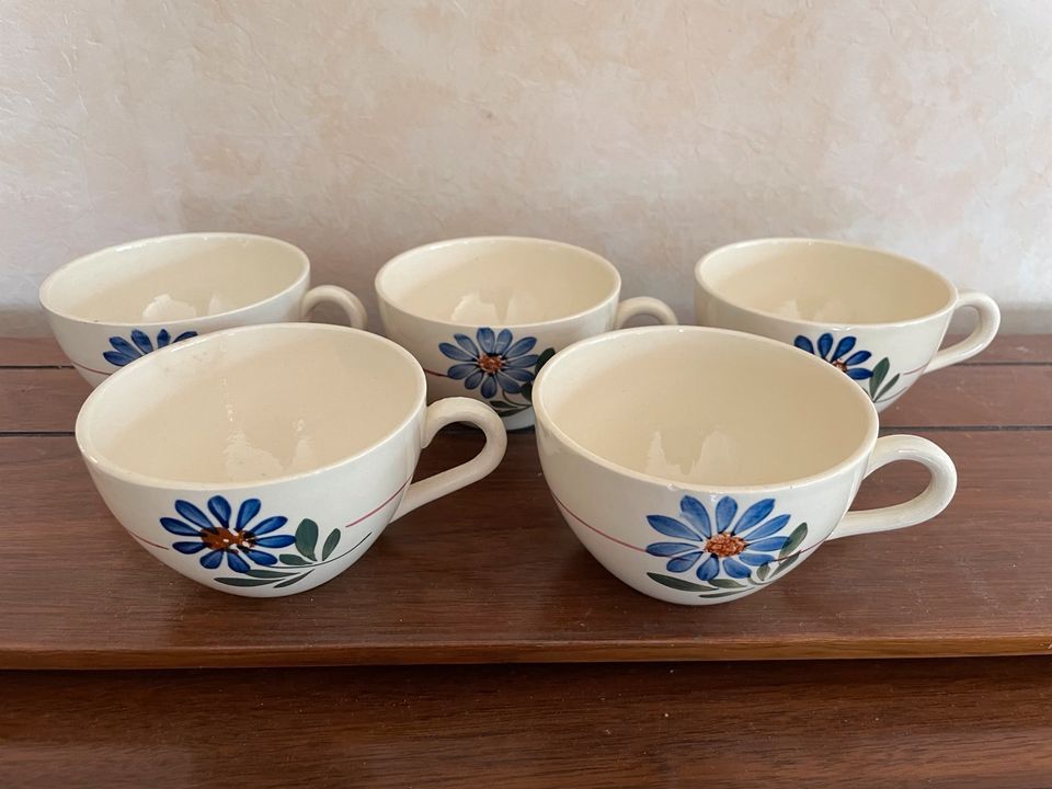 Fünf Vintage Kaffeetassen in floralem Design in Eppelheim
