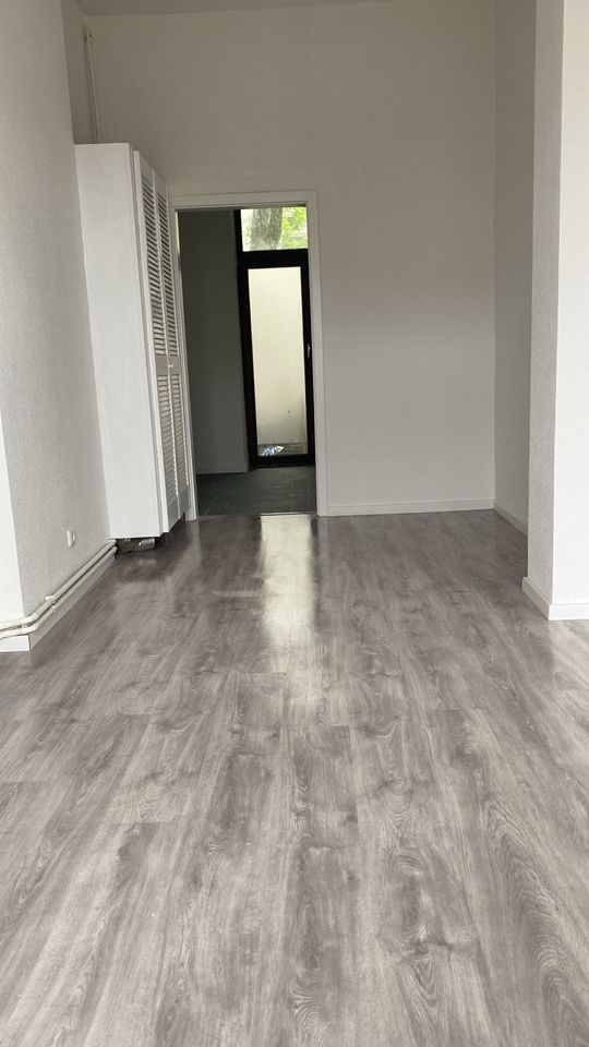 Frisch Renovierte…! 3 ZKB Wohnung Zentral in Lehe in Bremerhaven