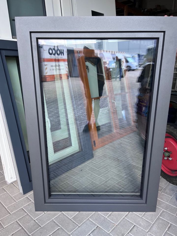 Holz-ALU Fenster Austellungsstück in Heppenheim (Bergstraße)