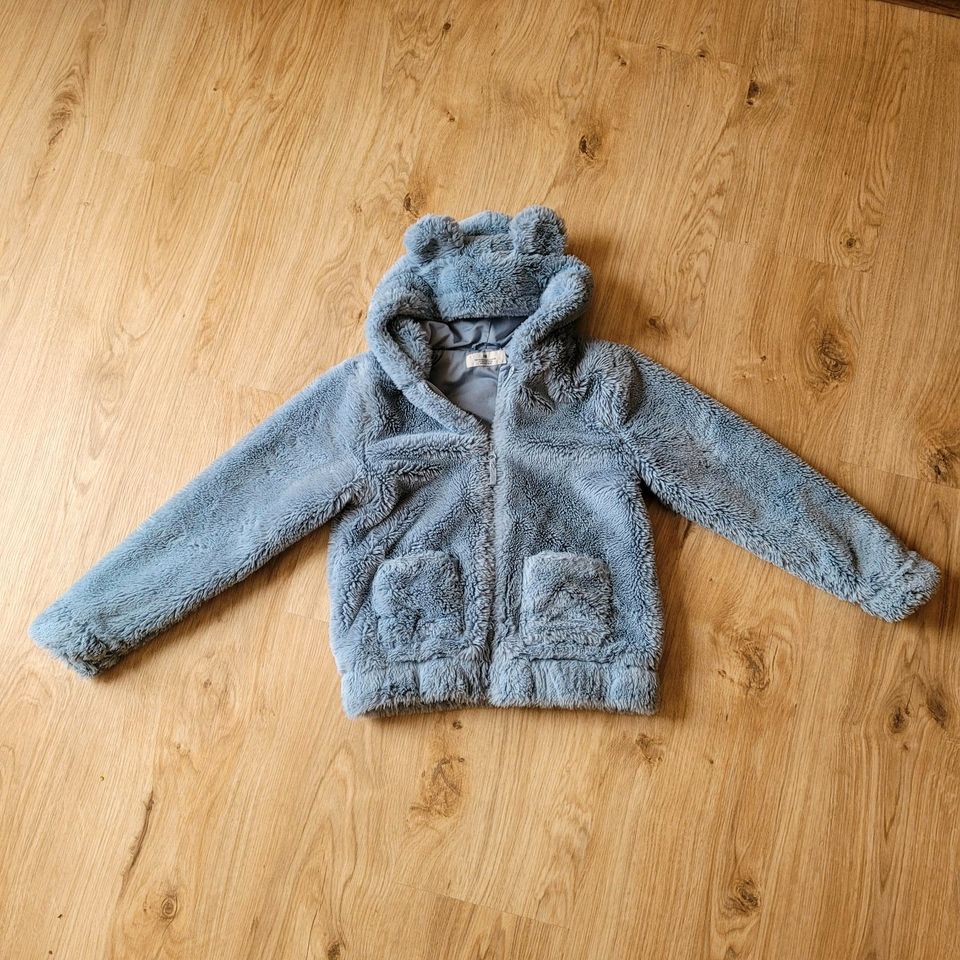 H&M Mädchen Jacke 146/152 Teddyfell hellblau Winterjacke in Eppstein