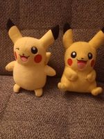 2 Pikachu Pokemon Kuscheltiere Brandenburg - Schönefeld Vorschau