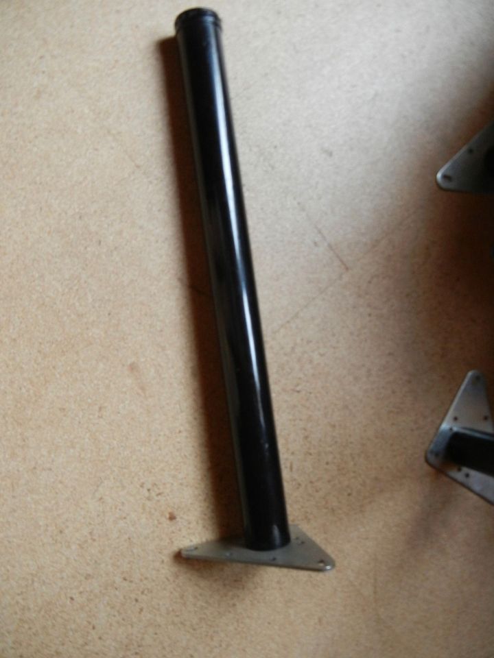 Metallfuß, massiv, schwarz Tischbein Stützsäule Tischfuß H: 70cm in Haselbach b. Mitterfels