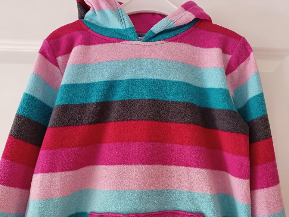 warmes Kleid Topolino Gr. 128 Fleece Fleecekleid mit Kapuze in Eicklingen