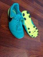 Fußball Stollenschuhe von Nike Gr. 35 - 22 cm Bayern - Glattbach Unterfr. Vorschau