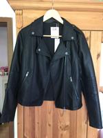Schwarze Jacke in Lederoptik von edc by Esprit Niedersachsen - Reppenstedt Vorschau
